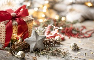 christmas-background-with-gift-box-decor-details